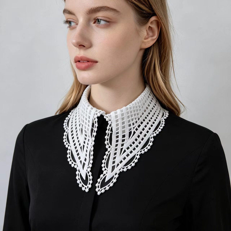 Dames witte geruite valse kraa - Embroidery A recensie en prijs
